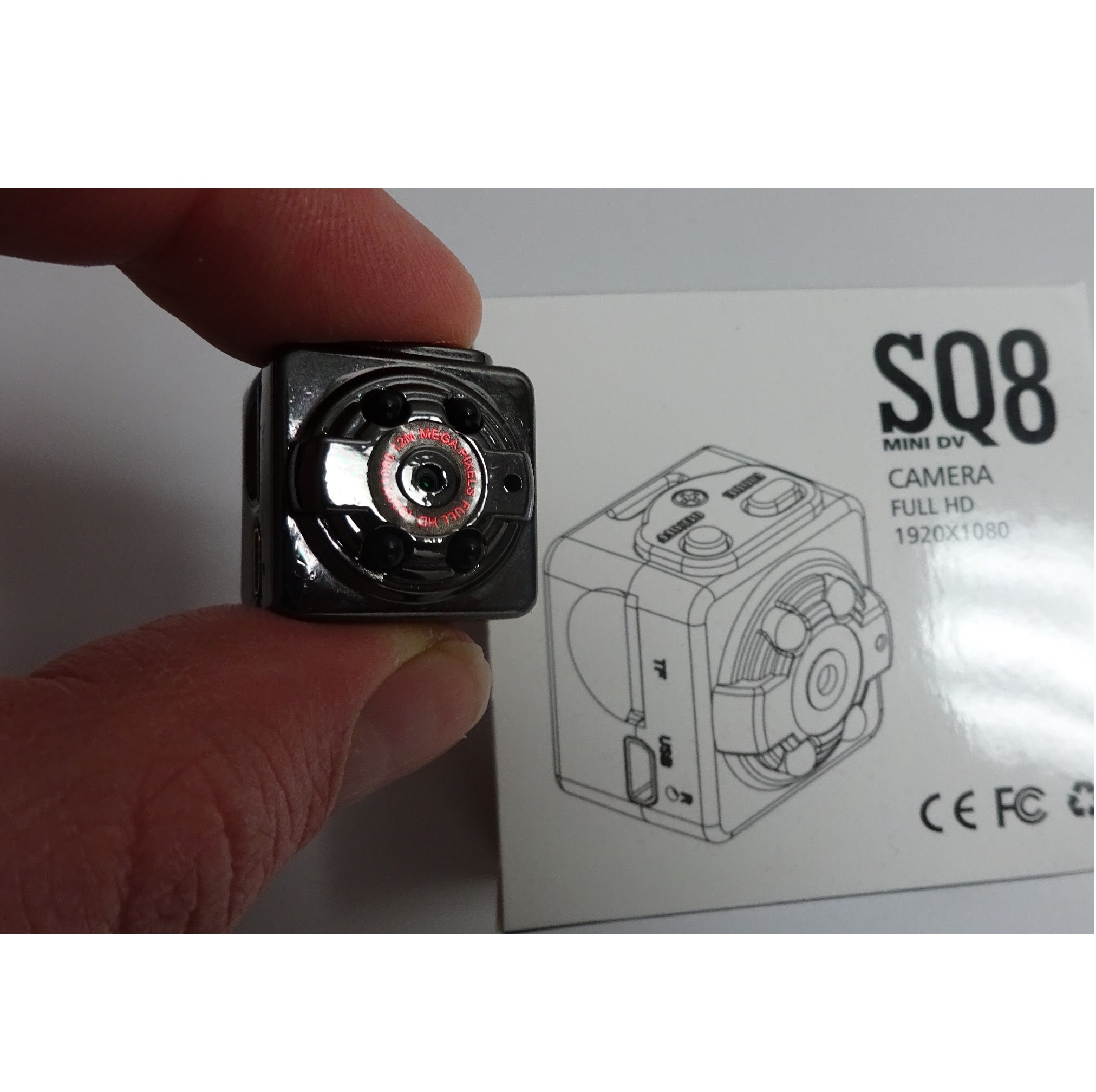 Hidden Mini Camera SQ8 Night Vision Hidden Mini Camera SQ8 Night Vision